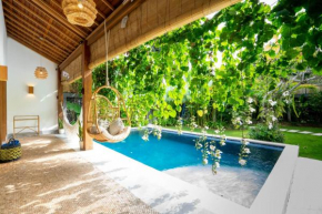 Pura Villa